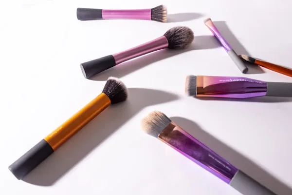 Assorted makeup brushes